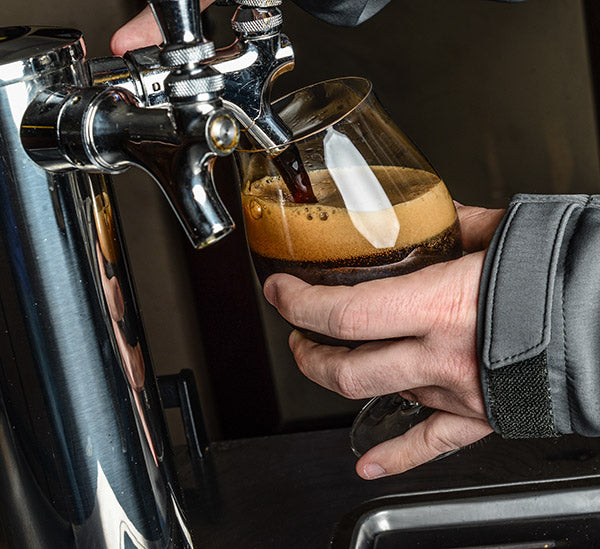 A GUIDE TO KEGGING BEER